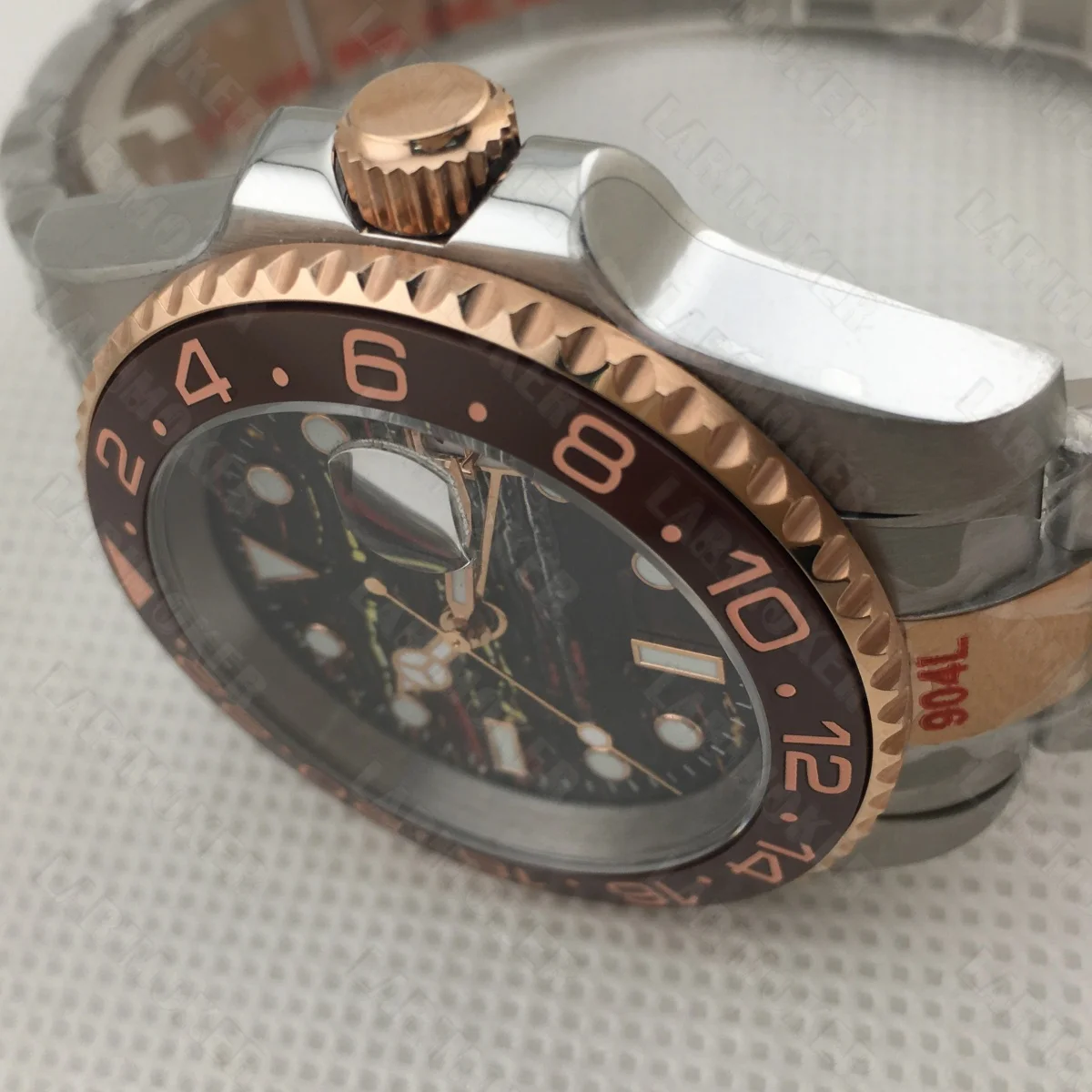 Two-tone rose gold 40mm NH34 mechanical men's watch GMT Tiger's Eye date window sapphire glass green luminous ceramic bezel