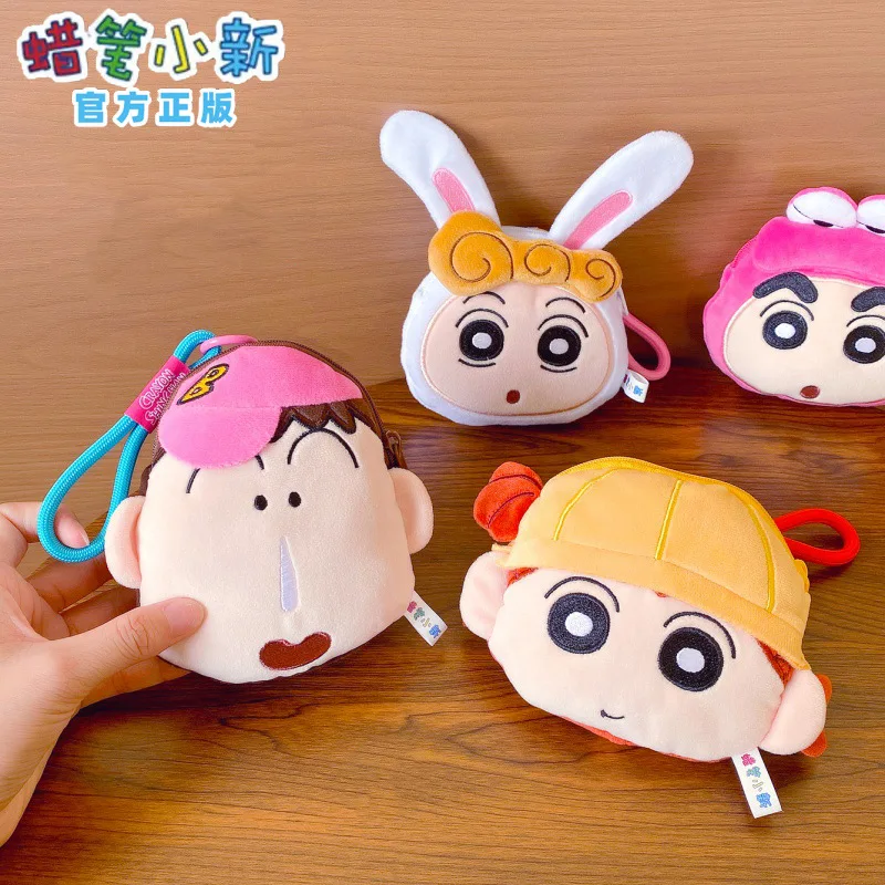Uroczy Kreskówkowy Kawaii Crayon Shin-Chan Nohara Shiro Wisiorek Brelok Pluszowy Wersja Q Duża Głowa Słuchawki Zero Portfel Lalka