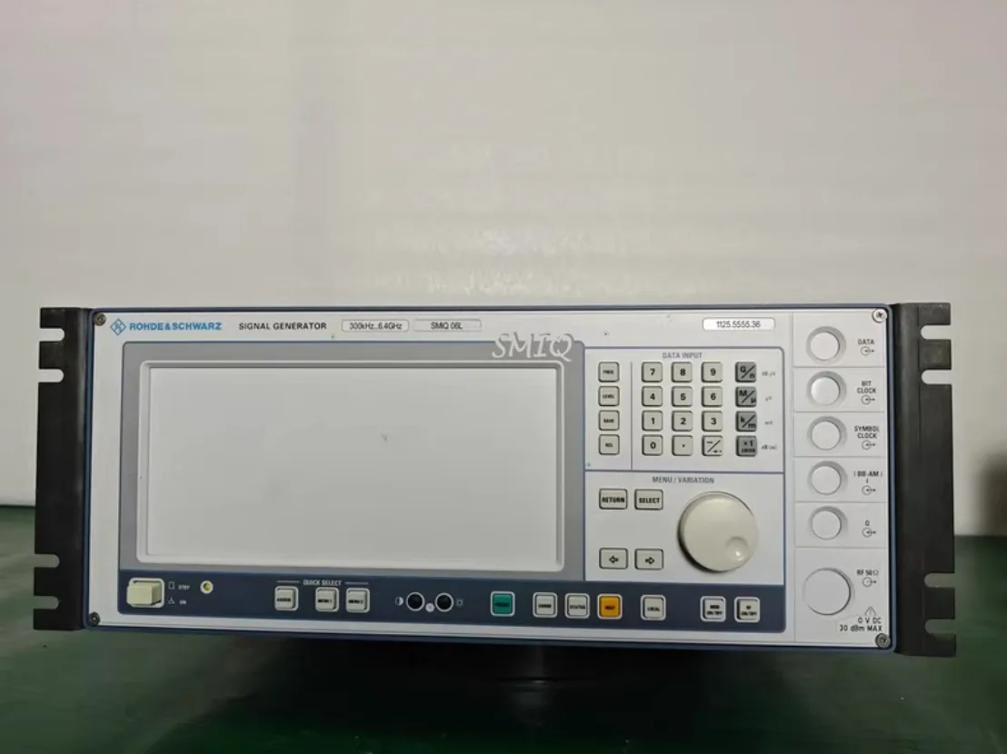 1PC USED Rohde & Schwarz SMIQ 06L 300kHz-6.4GHz Signal Generator#XING