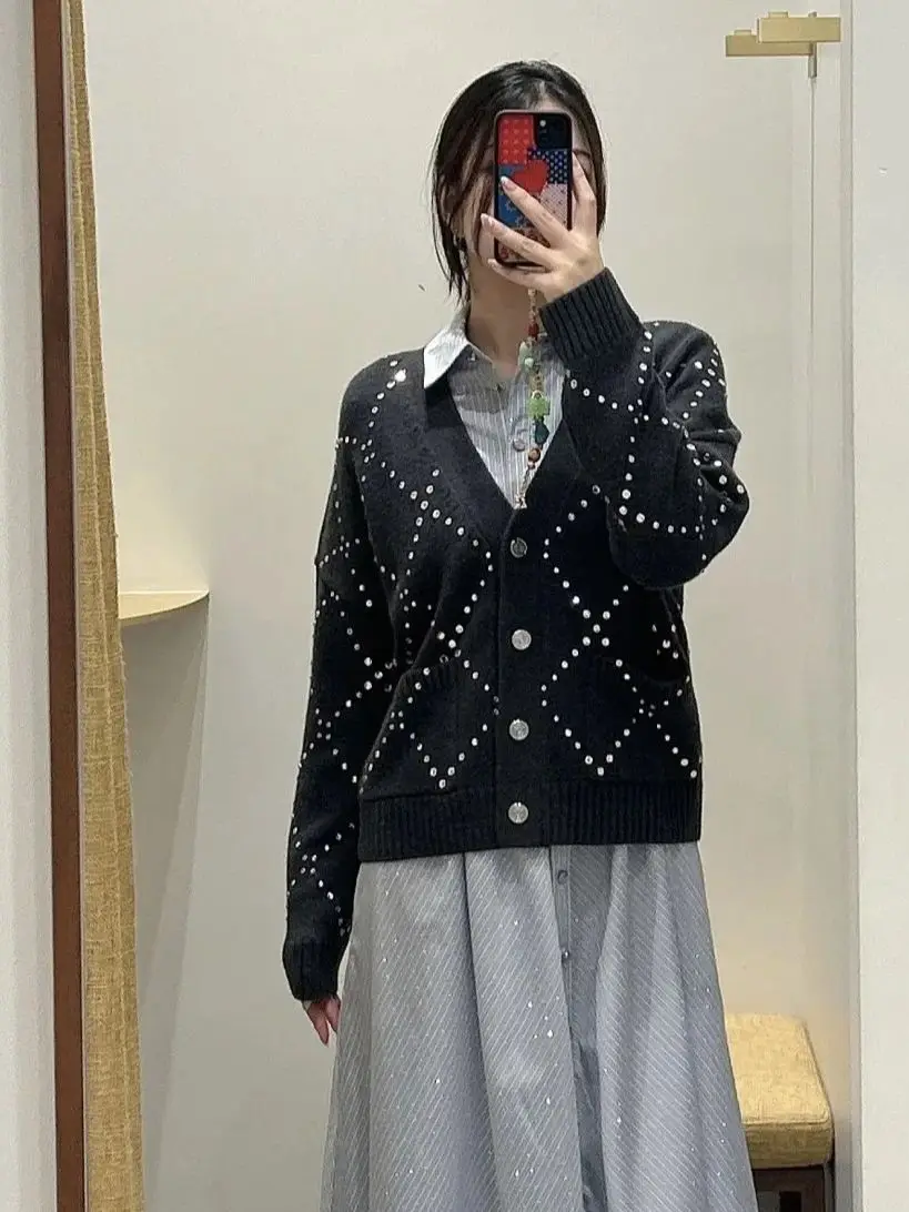 

Women Argyle Diamond Knitted Cardigan V-Neck Long Sleeve Single Breasted Loose Gray Sweater