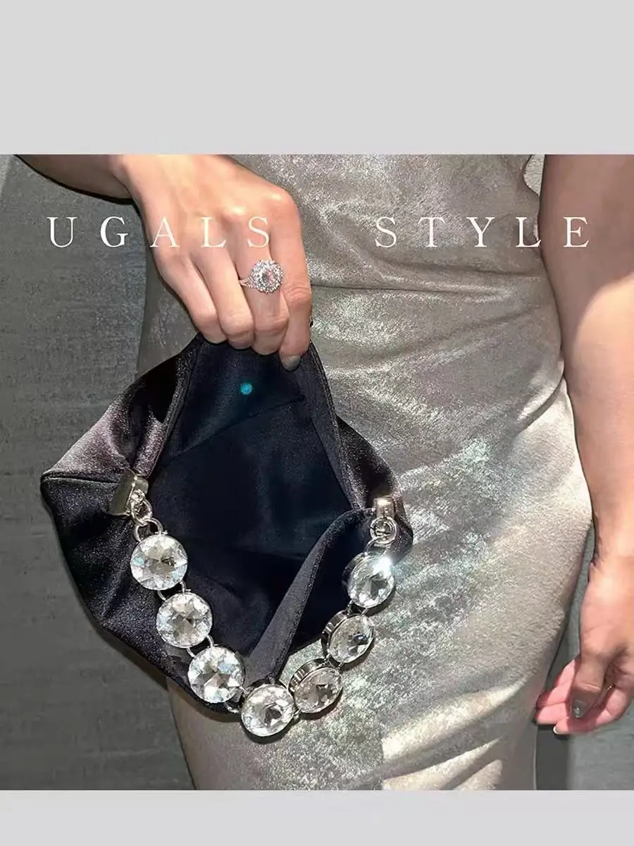 Luxury Designer Wedding Party Glitter Rhinestone Diamond Chain Clutch Purse Women Handbag Fashion Satin Hobo Bag Shoulder Bag