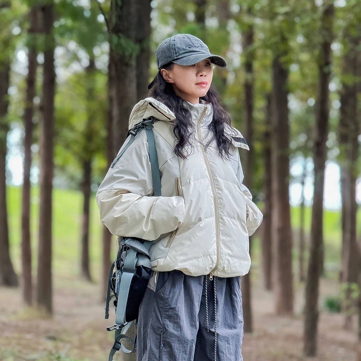 

Women's Goose down Jacket 2025 New Loose Thick Warm Winter Color Block Hat Bread Style Outerwear Casual Fashion Polyester Fiber