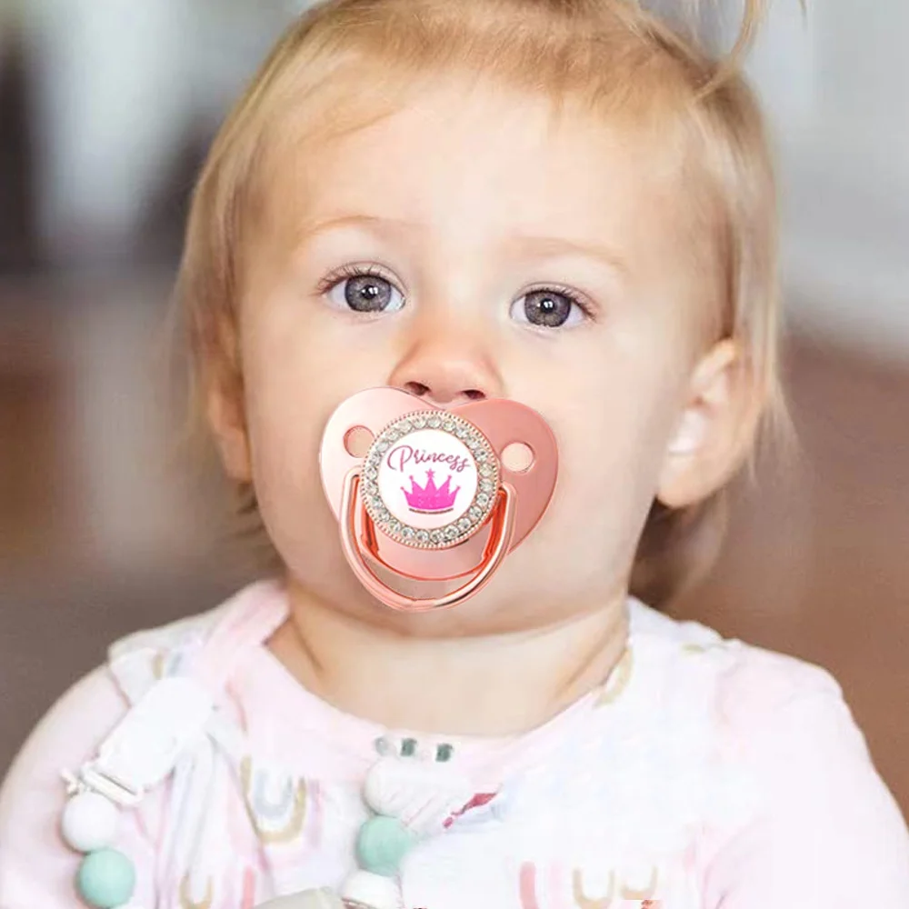 New Diamond Princess Prince Crown Pacifier Photography Accessories 0-3 Years Baby Pacifier with Chain Clip