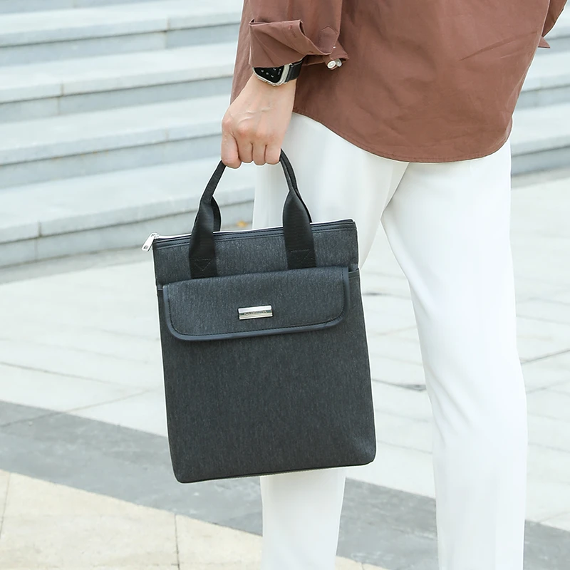 Herren-Aktentasche mit großem Fassungsvermögen – leichtes und langlebiges Business-Dokumentenregal, geeignet für Arbeit, Reisen und tägliches Pendeln – Schwarz