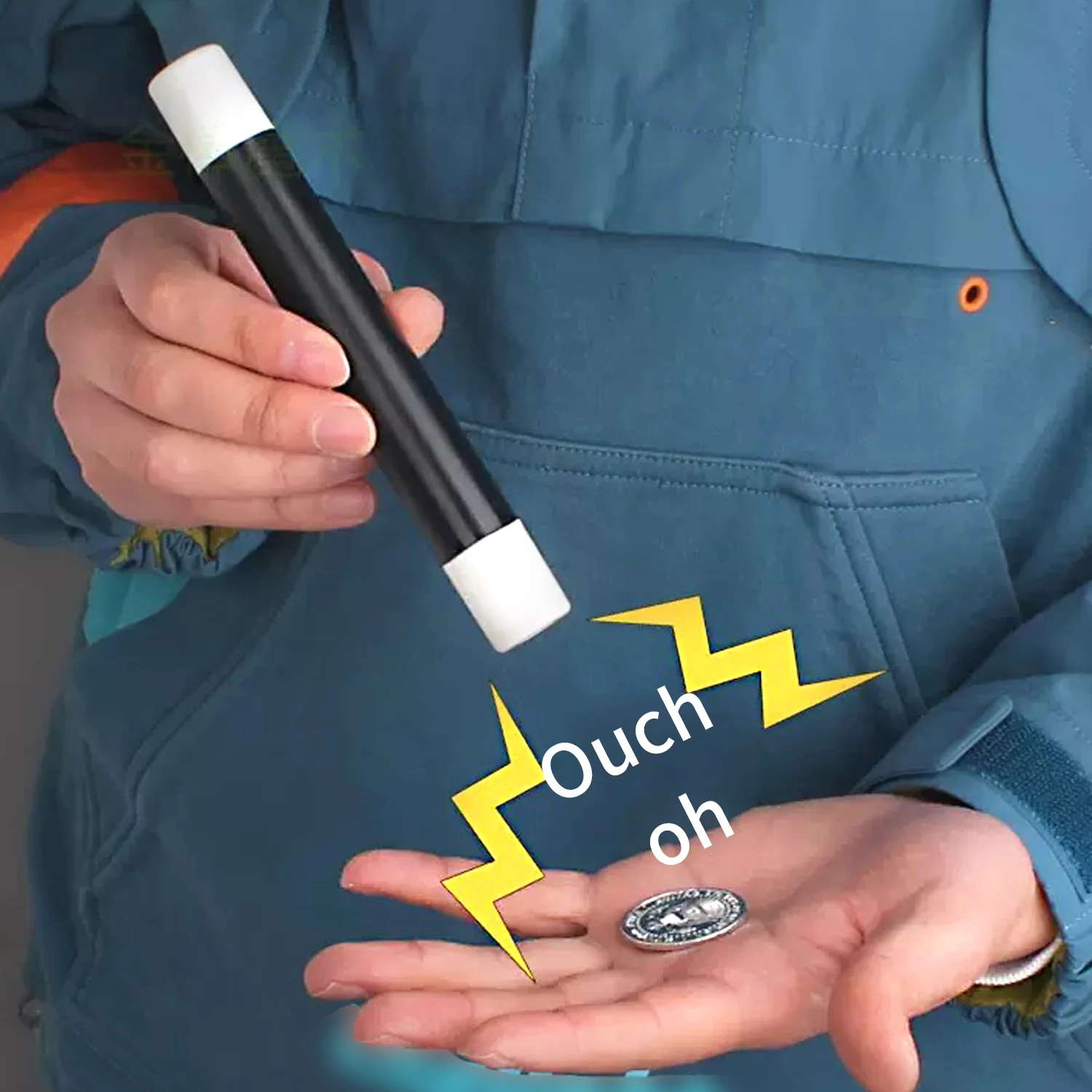 

Кричащие палочки, юмористическая атмосфера, волшебные палочки, невыпадающие вороны, куриные ворота, игрушки розыгрыши, реквизит, розыгрыши и пародия.