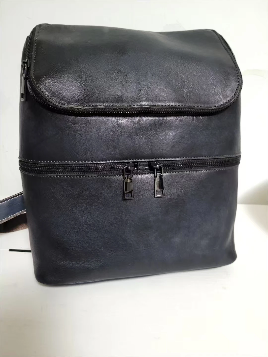 2027 New Fashion Genuine Leather Women Backpacks Luxury Brand Female Real Natural Leather Ladies Girl Student Casual Backpack
