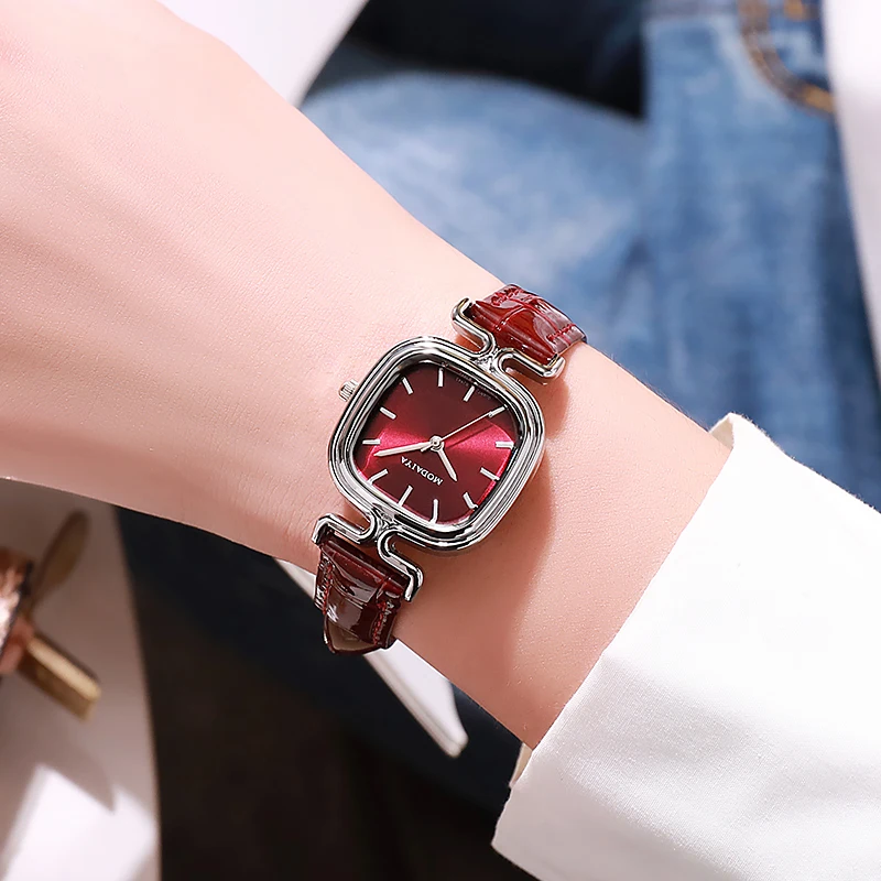 

Новые женские часы, модные, повседневные, компактные и элегантные квадратные весы, тонкий ремень, студенческие кварцевые декоративные часы