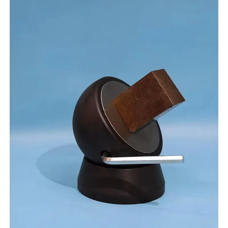Flexible contact angle quick grounding welding magnet for industrial equipment maintenance