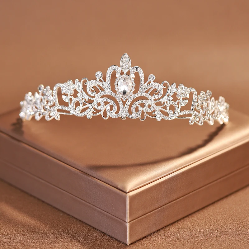 Itacazzo Bridal Headwear Silver-Colour Women's Classic Wedding Crown Girl Birthday Tiaras