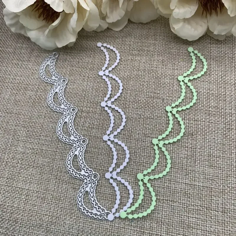 

Hole hanging chain edge side Metal Cutting Dies Stencils Die Cut for DIY Scrapbooking Album Paper Card Embossing