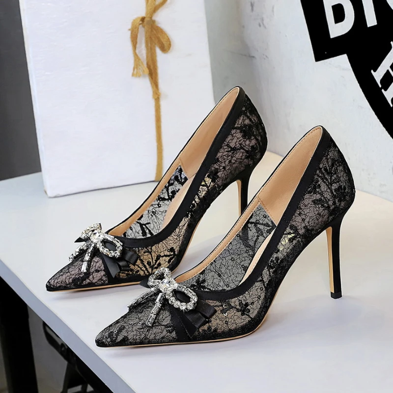 

Pointed Toe Stilettos High Heels With Lace Mesh Rhinestone Bow Knot Elegant Dress Pumps Fashion Party Wedding Shoe Spring Autumn