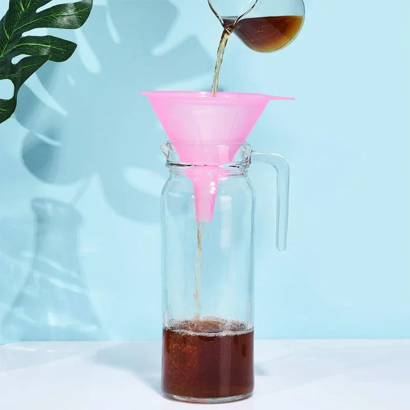 50PCS Mini Plastic Funnel Liquid Oil Funnel Perfume Diffuser Perfume Essential Oil Laboratory Distribution Tool Plastic Filter