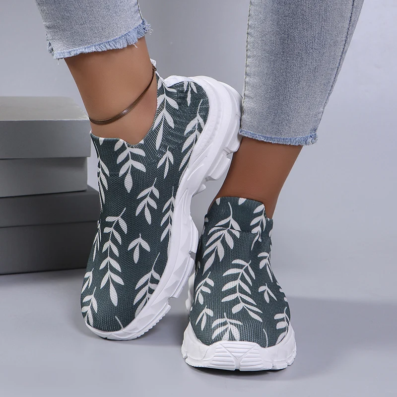 Knitted Breathable Running Shoes for Women 2024 New Green Leaf Printed Platform Sneakers Woman Thick Sole Non Slip Sports Shoes