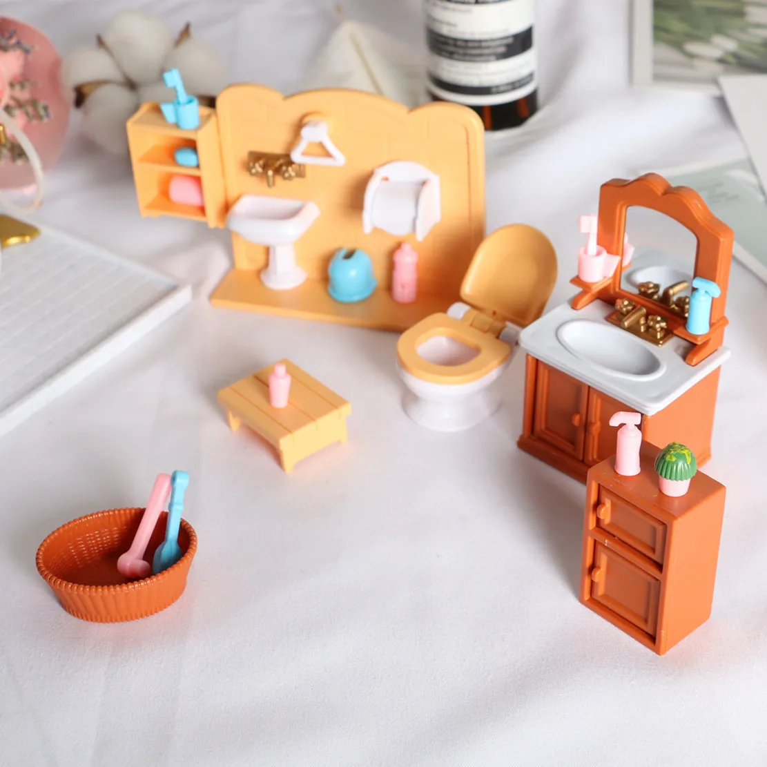 DIY Mini Furniture Model Dollhouse toys Bathroom Toilet Bathtub Miniature Counter Basin BJD Dolls House Accessories Pretend Play