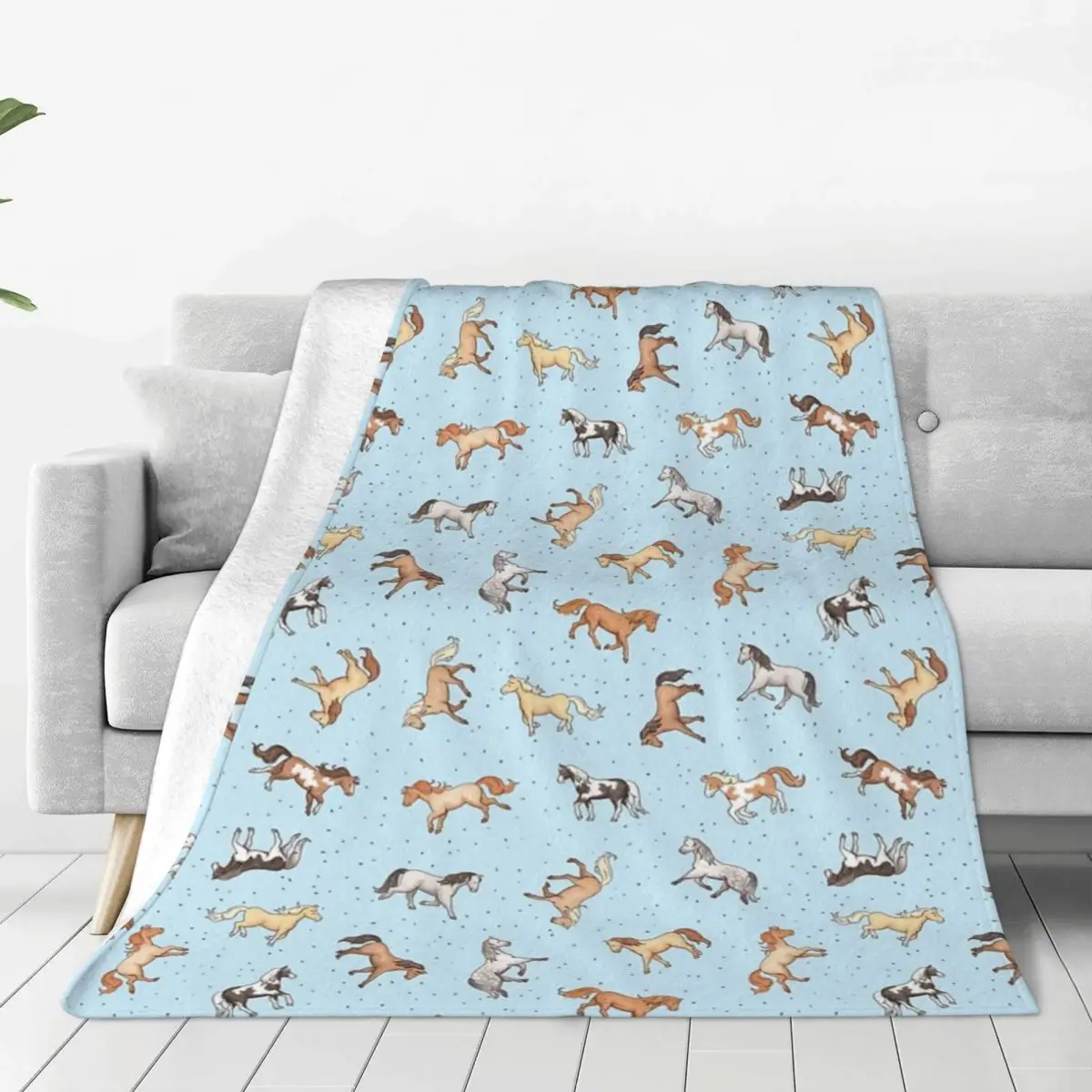 Scattered Horses Spotty On Light Blue Pattern Blankets Fleece Sofa Throw Blankets For Home Bedroom Office Throws Bedspread Quilt