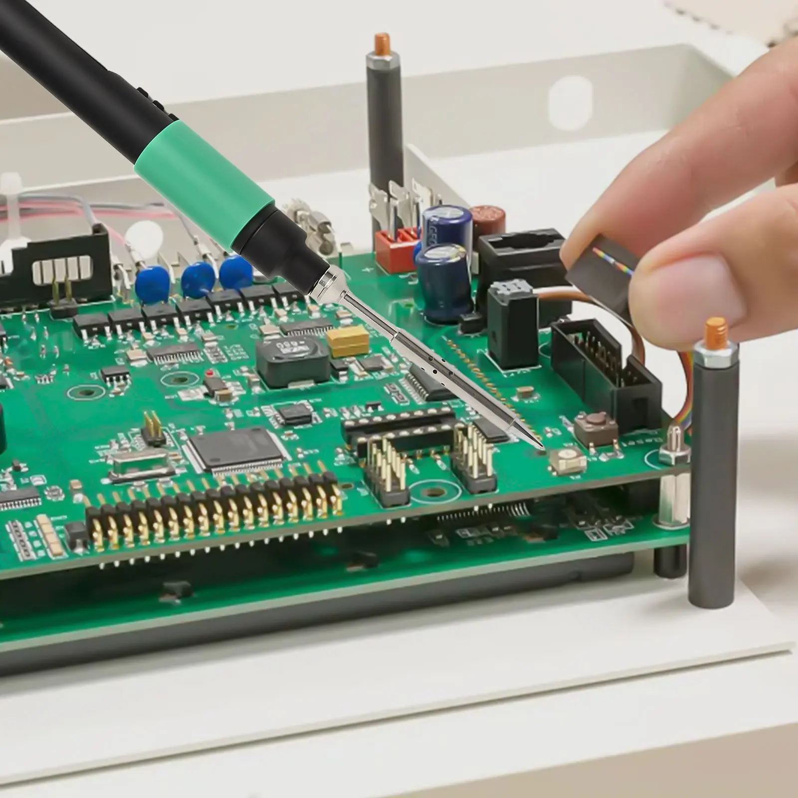 

Умная паяльная станция высокого качества с застежкой для жала с регулируемой температурой и интерфейсом USB C