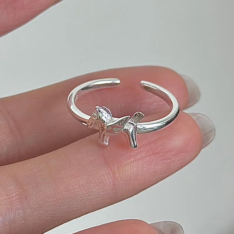

[Cciris.Com] S925 Silver Pony Ring Nickel Free Lead Safe Hypoallergenic Minimalist Wholesale Stacking Jewelry for Women
