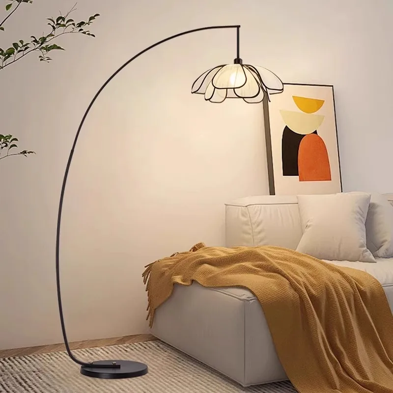 Wabi Sabi Style Flower Living Room Floor Lamp Sofa Side Ambient Lamp Bedroom Lamp Retro Bedroom Decoration Standing Light LED