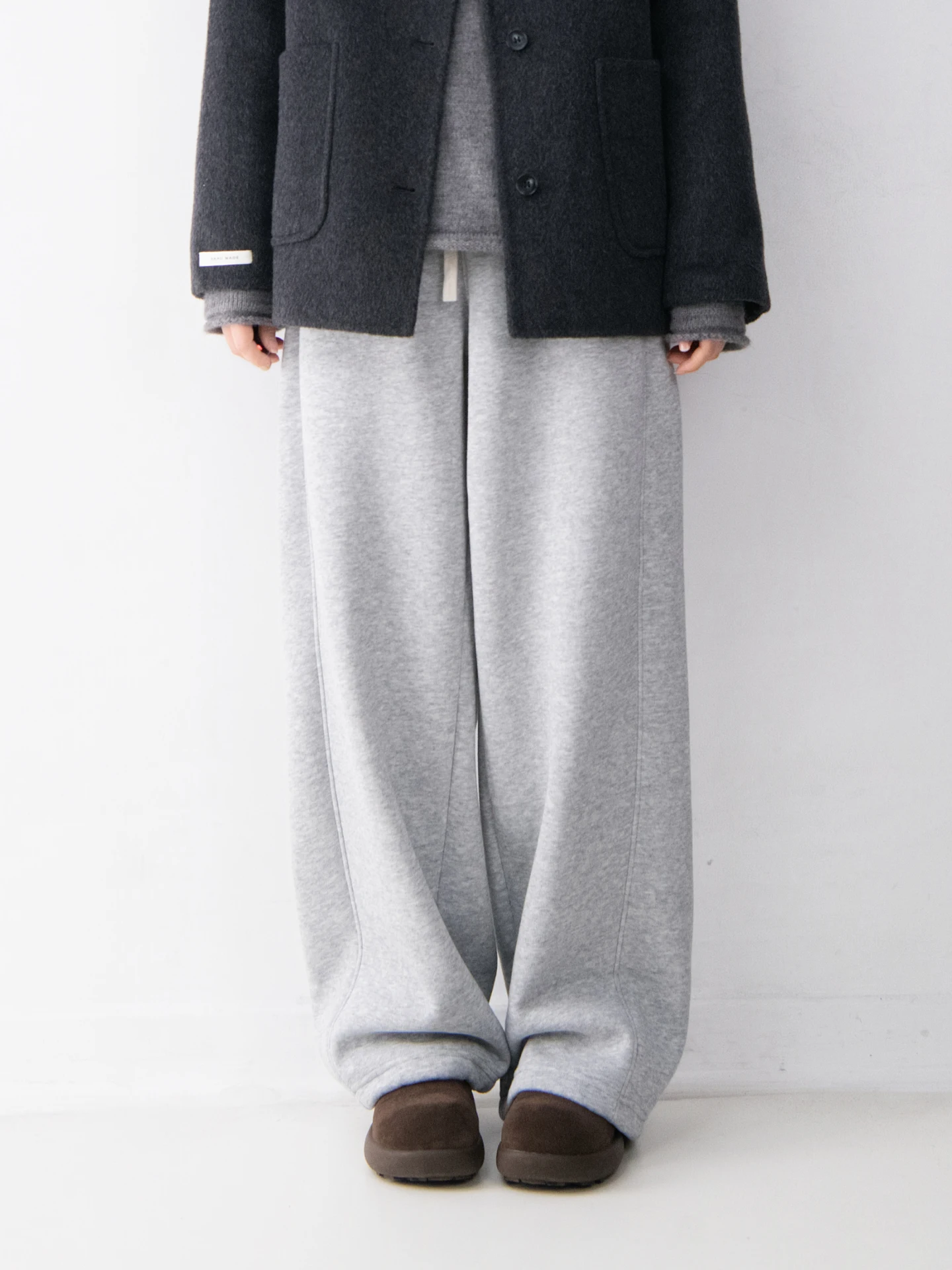 

Женские утепленные спортивные брюки на флисовой подкладке с эластичным поясом на шнурке, прямые, с лоскутным узором, повседневные, свободного кроя, зимние