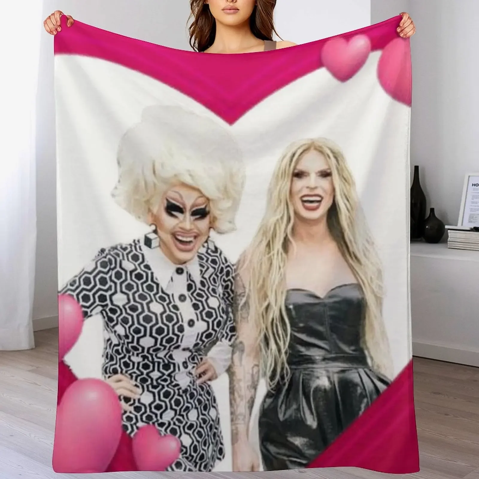 

trixie and katya heart Throw Blanket Loose Flannel Multi-Purpose Blankets For Bed Blankets