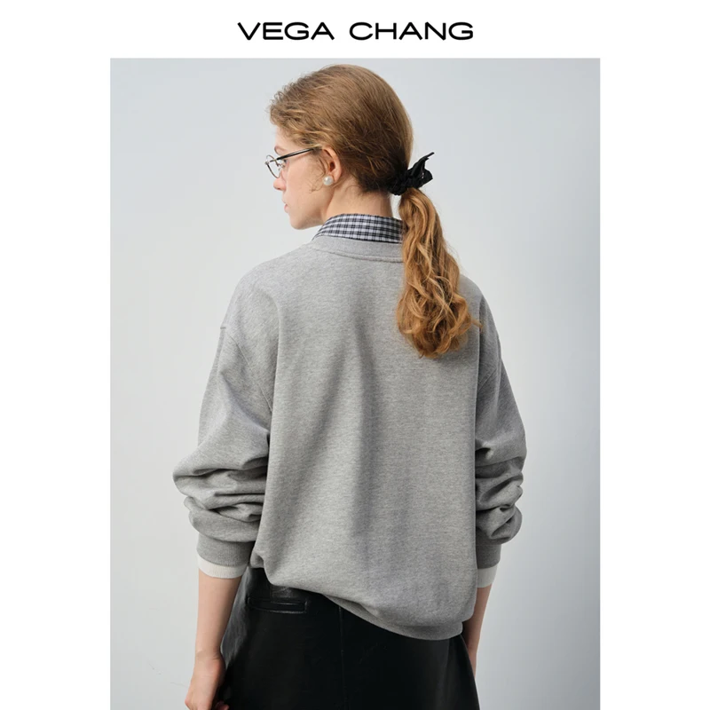 سويت شيرت نسائي شتوي جديد بياقة منقوشة على الطراز الكوري من Vega Chang