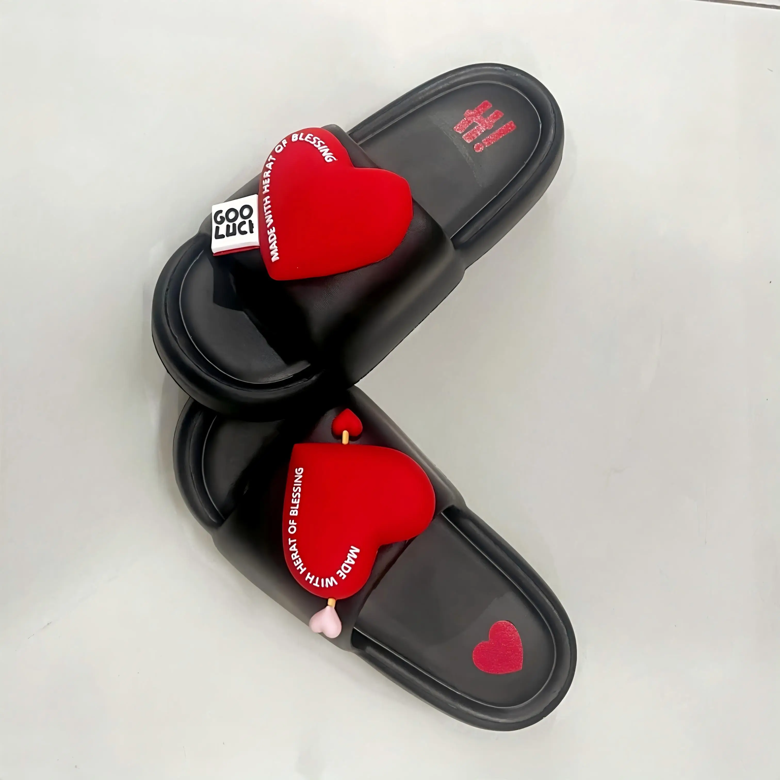 Women's Classy Eva Hot Style One-Shot Heart Shoe Flower Stereo Heart High-Quality Fashionable New Summer Outer Wear Non-Slip Super Soft Slippers
