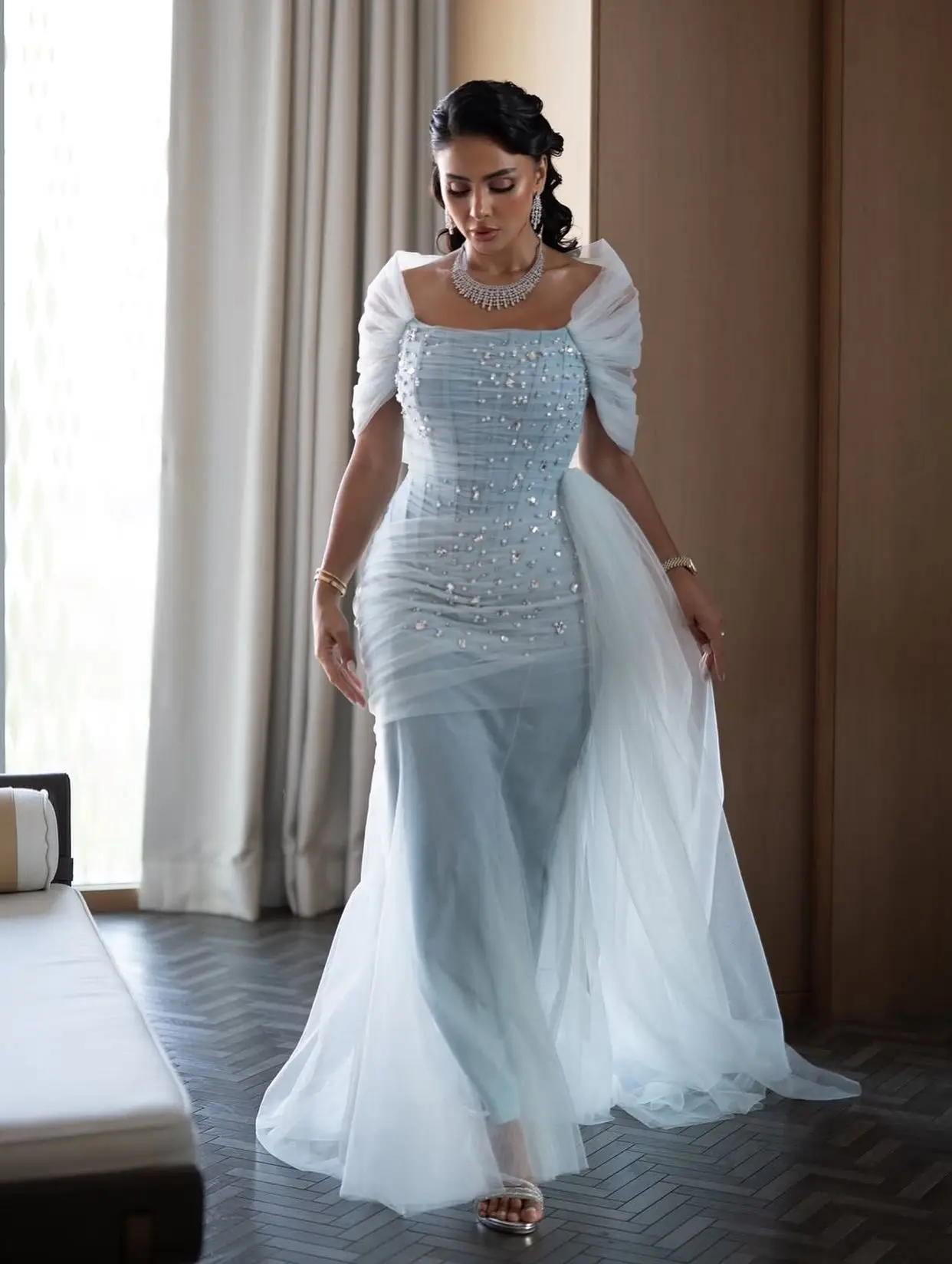 

Customized Sky Blue Rhinestone Mesh Evening Dress Fishbone Flowing skirt For Wedding Guest Formal Cocktail Prom Party Vestidos