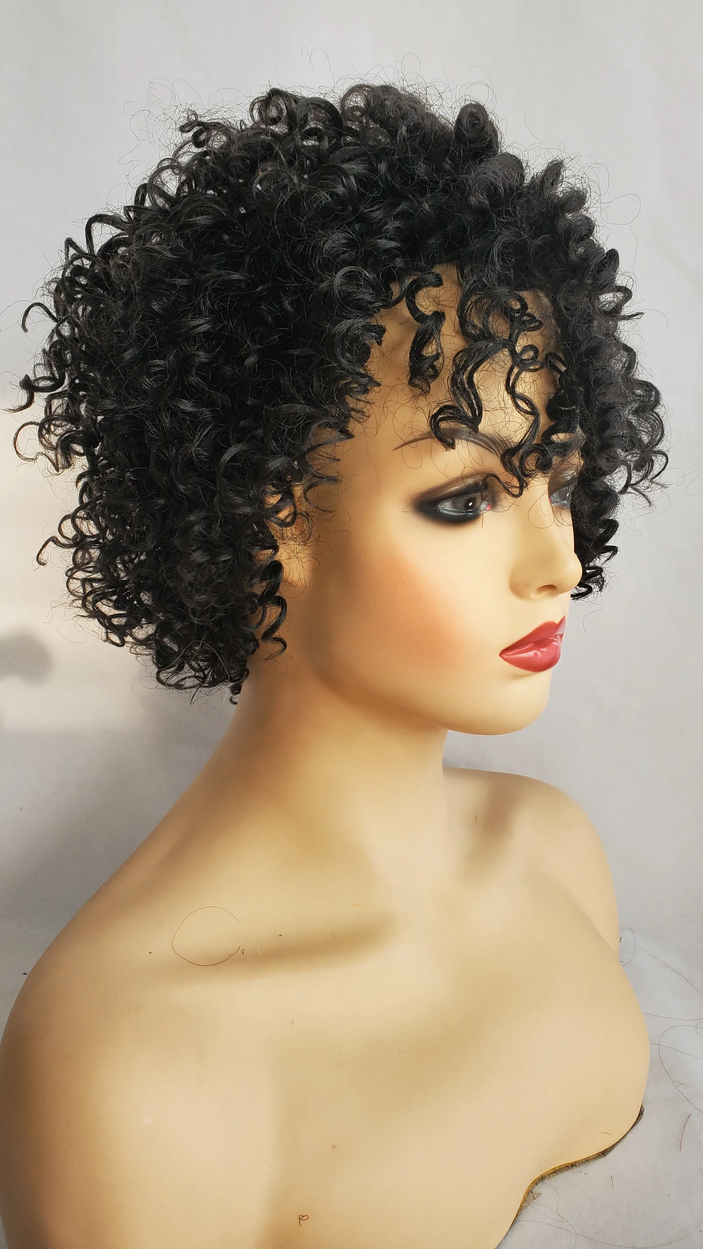 Wig rambut sintetis wanita gelombang afro pendek hitam Wig rambut wanita keriting afro alami dan lembut tahan suhu tinggi