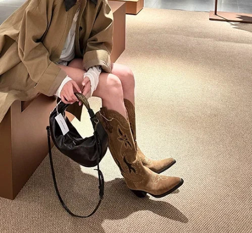 Brown suede embroidered chunky heel boots Western cowboy boots retro pointed toe 2026 Fall new in causal dress designer shoes