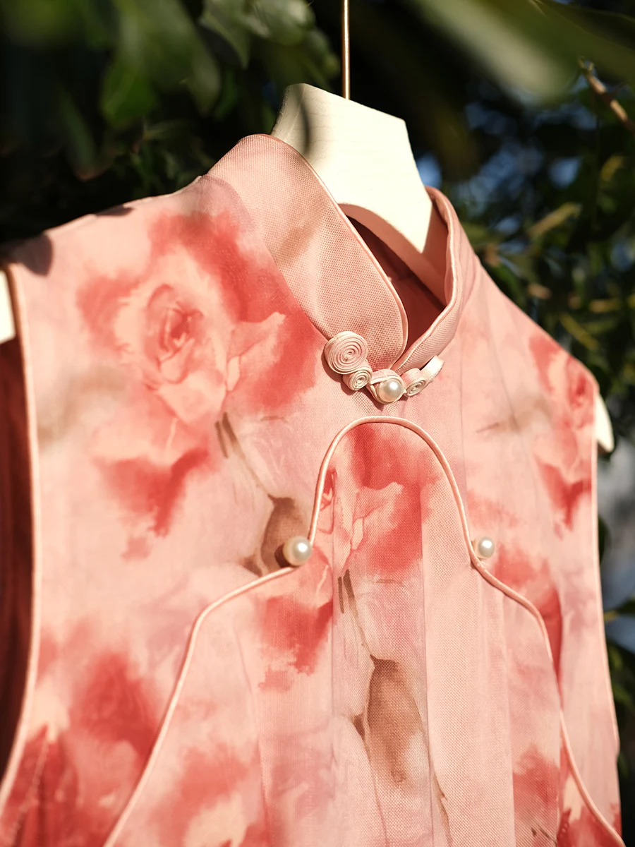 

Новое китайское длинное платье-ципао Ele Pink: изящное, красивое, с высоким воротником и низким разрезом, для повседневной носки