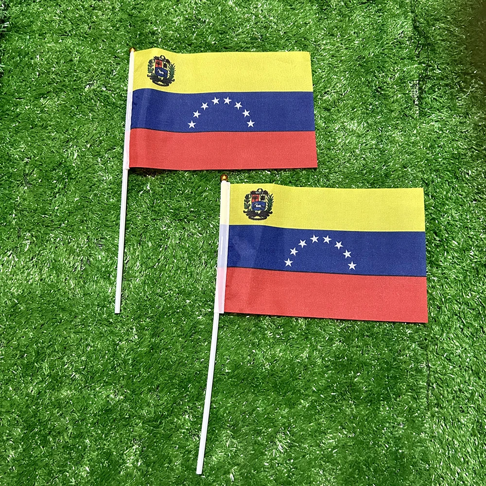 SKY FLAG Venezuela National Flag 50/100pcs 21*14cm  Venezuela Hand Waving Flags With plastic pole For Sports Activity Home Decor