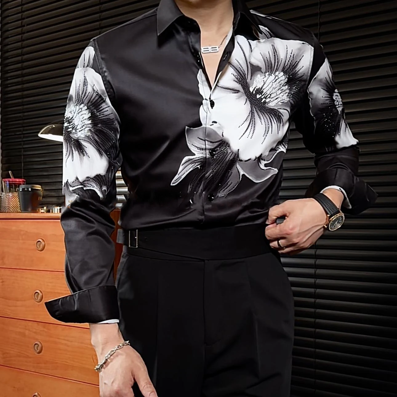 Flower Shirt Men High Quality Rhinestones Shirt For Men Streetwear Black White Shirt Men Social Club Outfits Camiseta Masculina