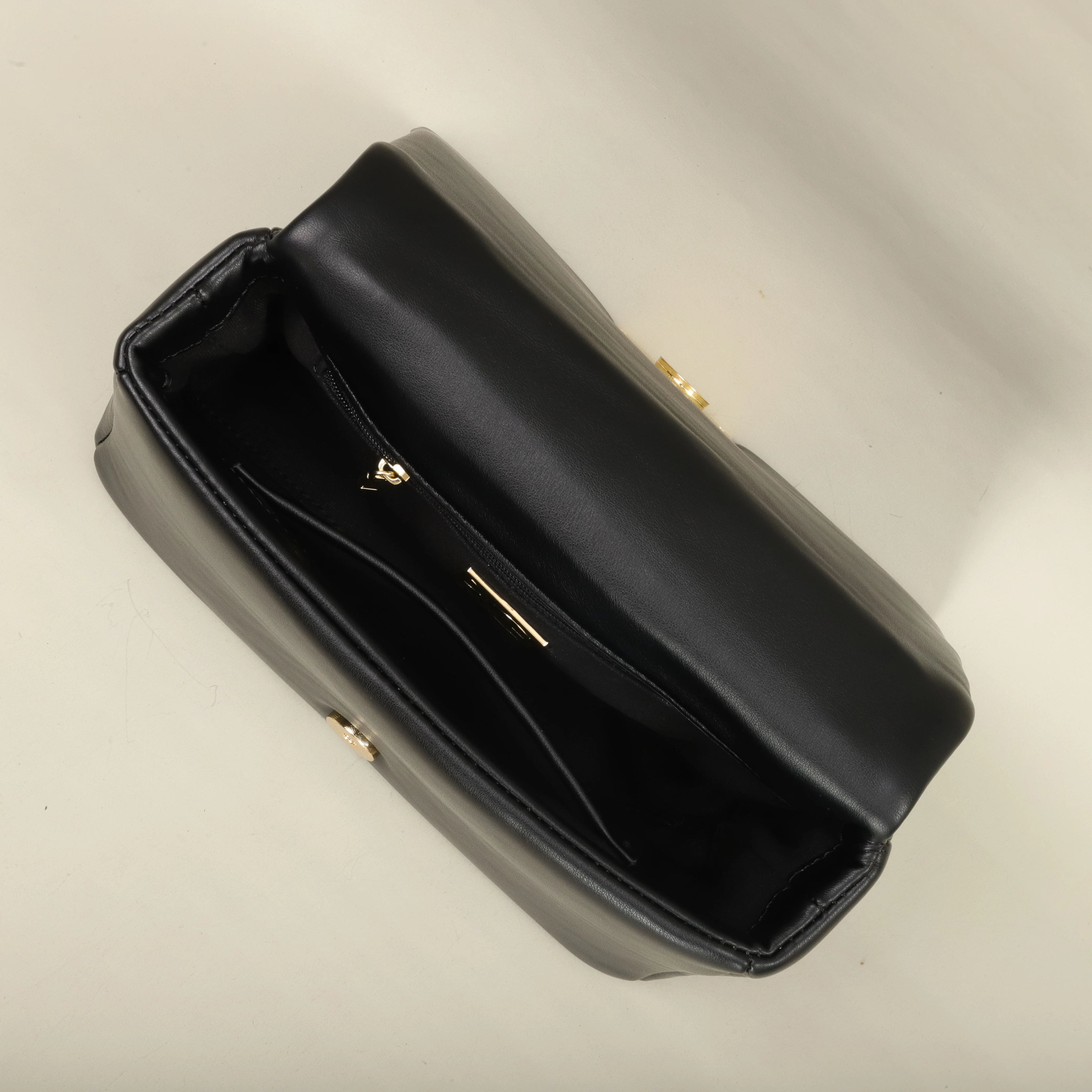 PG PATSY GARIS Luxury Brand Design Bright Ladies Crossbody Bag 2024 New Leather Refined Elegant Ladies Commuter Banquet Bag image 6