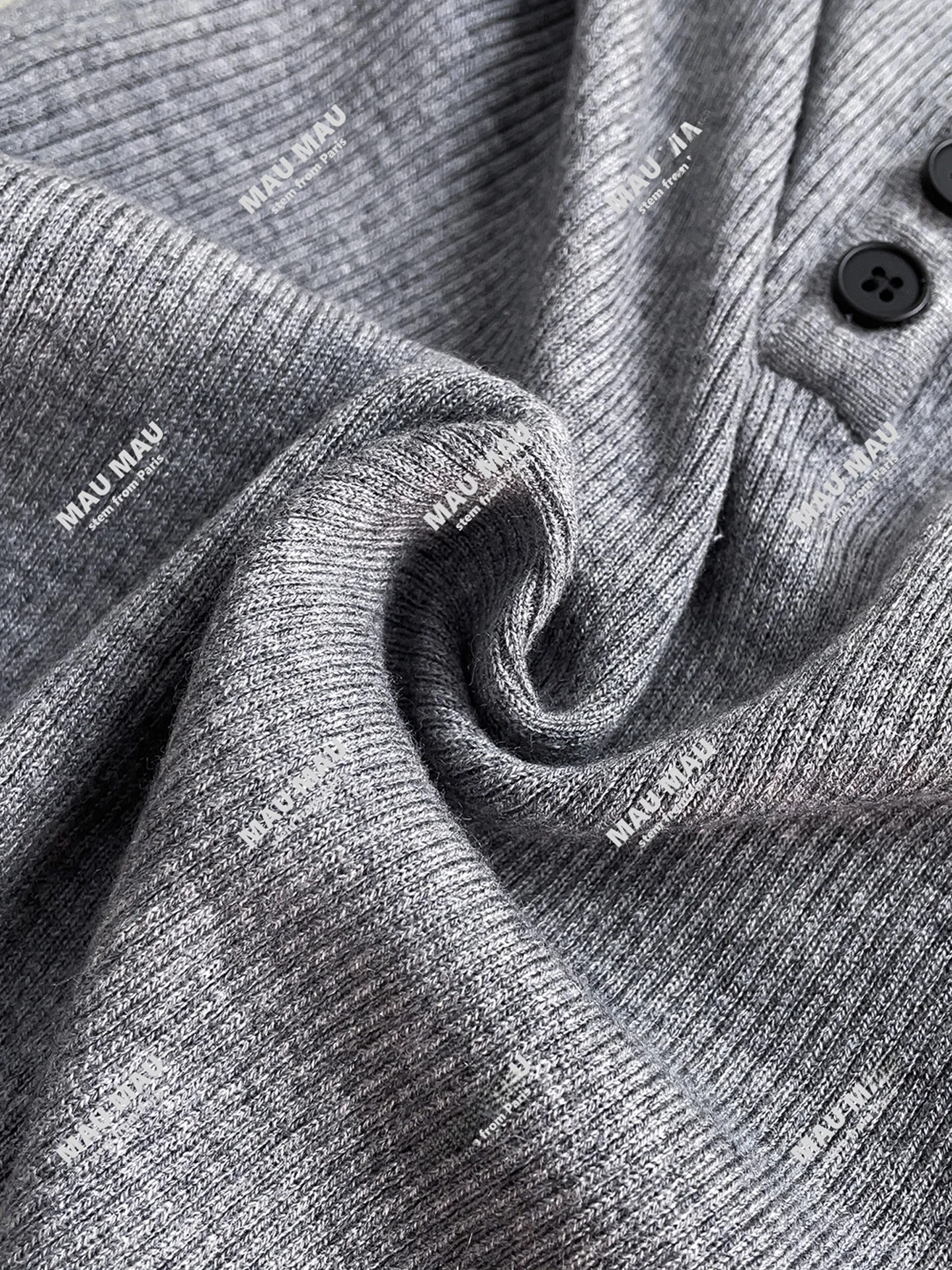 High-End-Strick-T-Shirt für Damen, Sommer 2025, College-SLE-Perlen-Top, ort Sve, rund, Ne Commute Sle, normale Passform