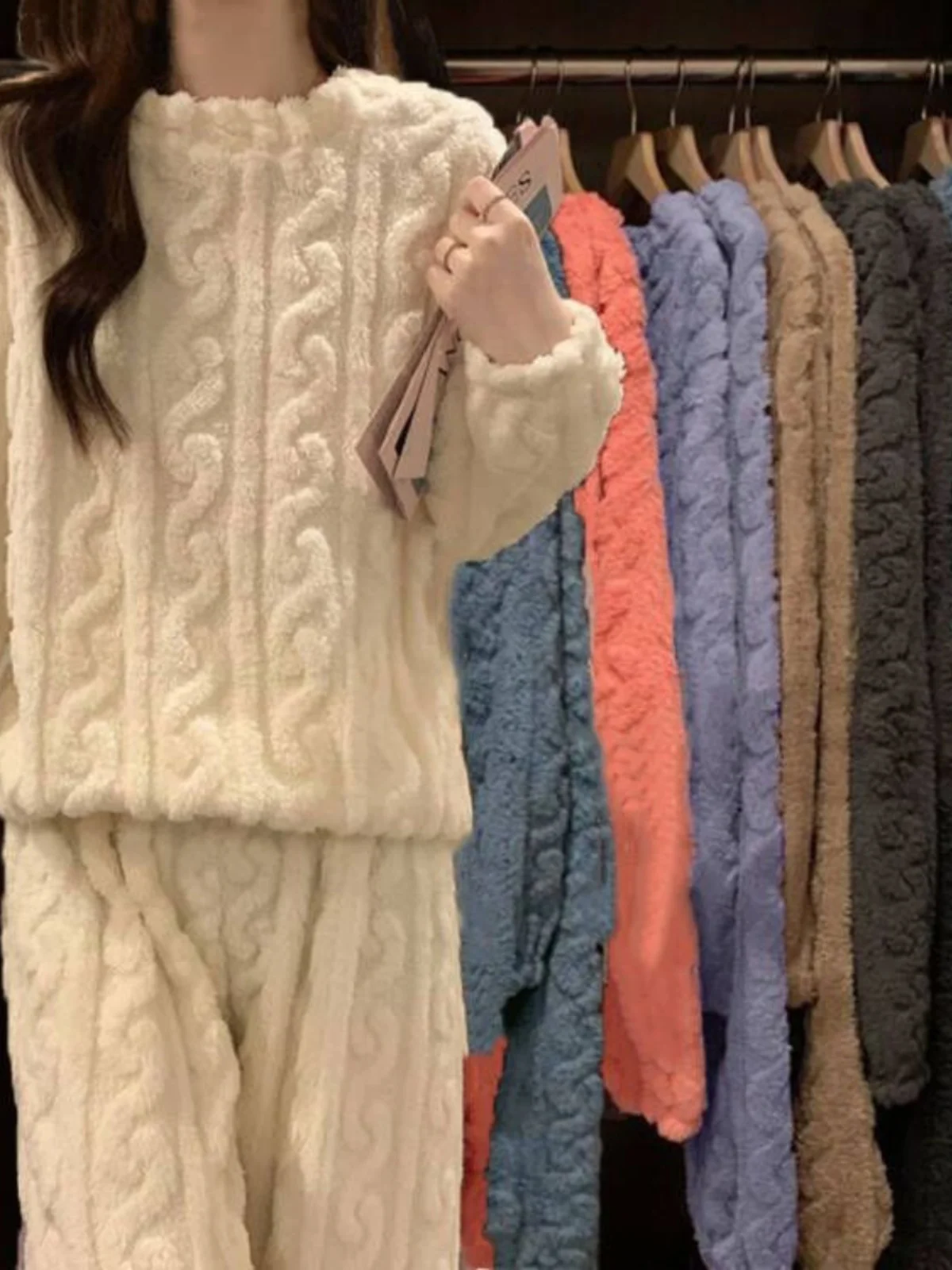 A Set  Thick Coral Fleece Pajamas Set Women's Autumn Winter Home Clothes Flannel Warm Large Size Fleece Lined Sleepwear Suit