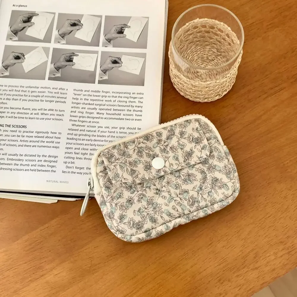 

Кошелек для монет в полоску с цветочным принтом, большая вместимость, корейский стиль, маленькая сумка для макияжа, помады, сумка для наушников, мини-холстовая сумка для хранения с цветком