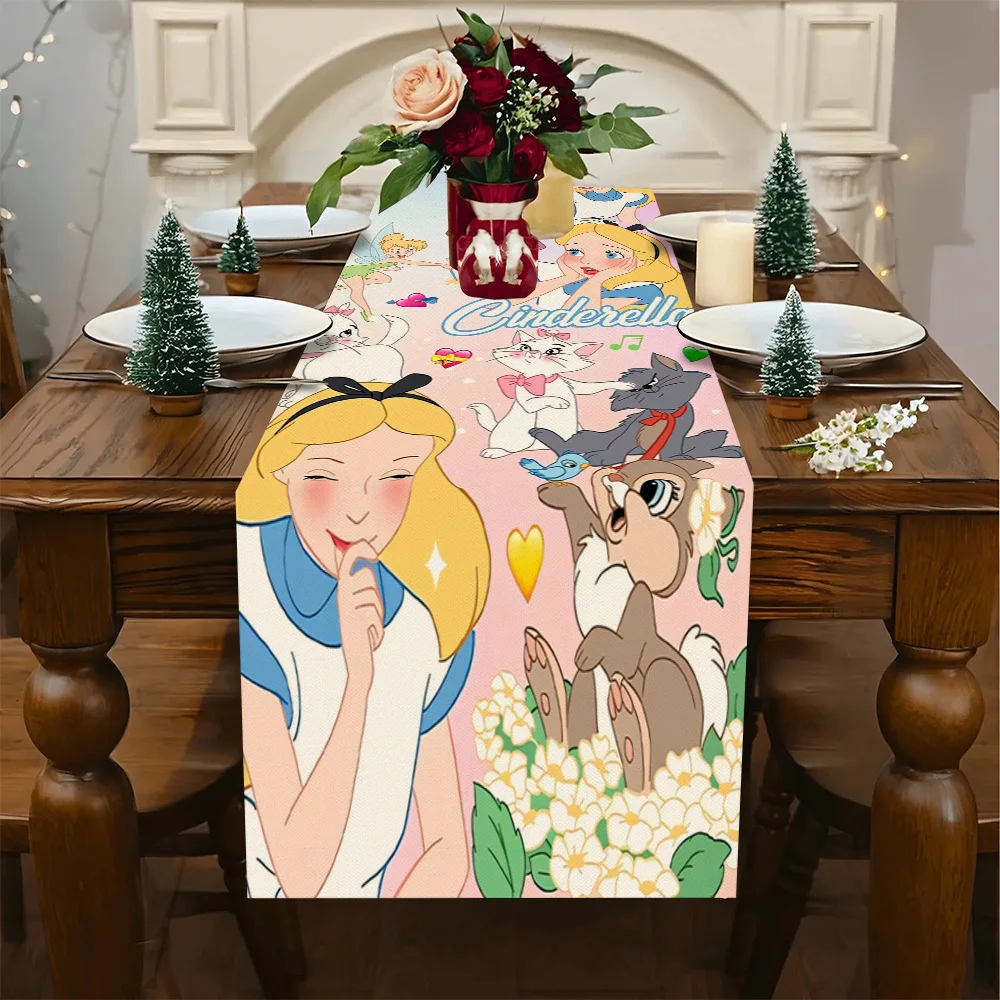

1 Piece of Disney Princess Tinkerbell Themed Tablecloth, Cartoon Design Table Runner, Suitable for Winter Parties, Christmas Holiday Home Decoration Scenes