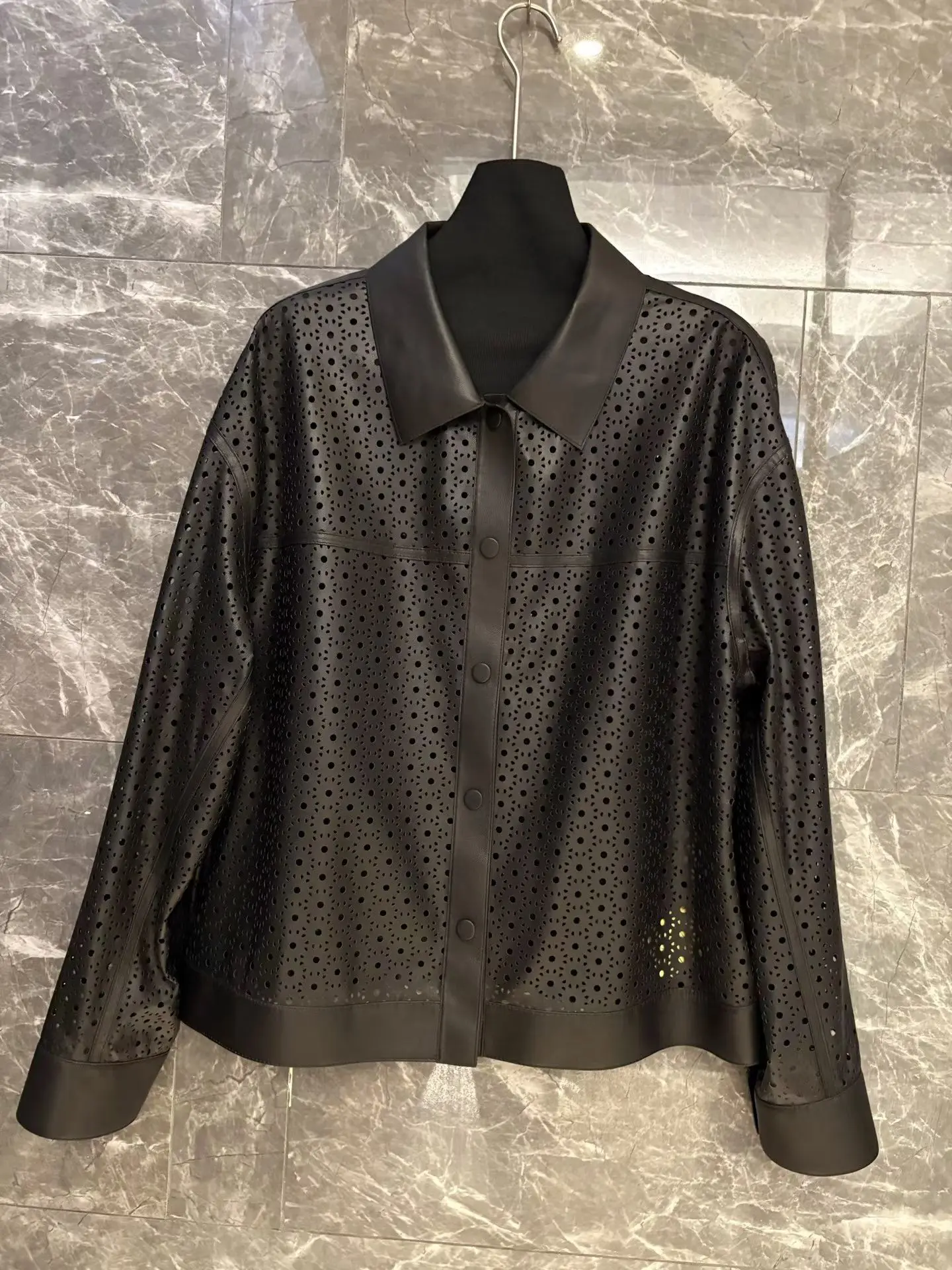 

High Quality Sheepskin Jacket Fashion Ladies Hollow Out Black Coat Casual Women's Lambskin Shirt Jacket