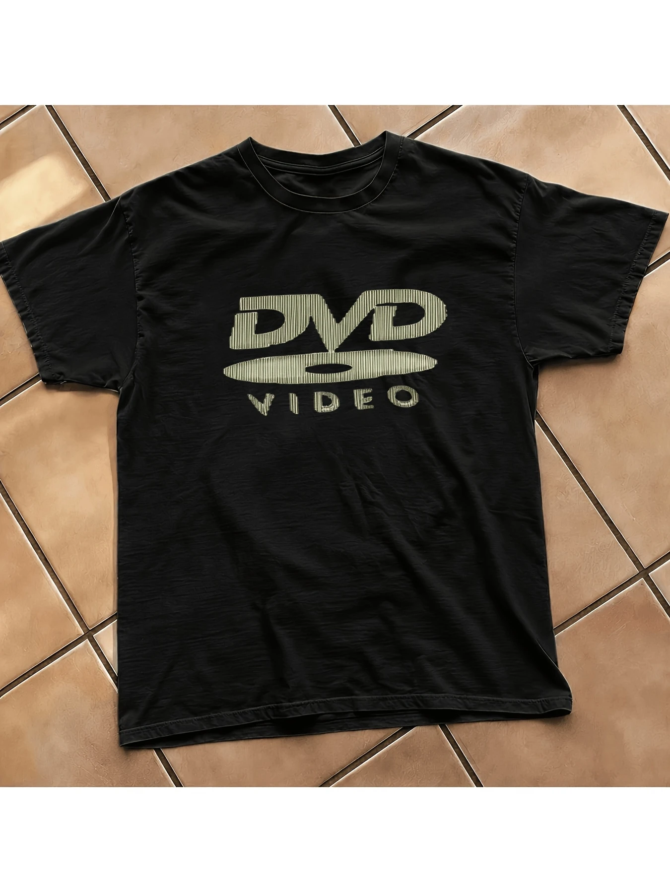DVD Video Nostalgic Green Logo, Vintage Gaming Print T-Shirt, 2000S Aesthetic, Good Shirts, Casual Round Neck Short Sleeve