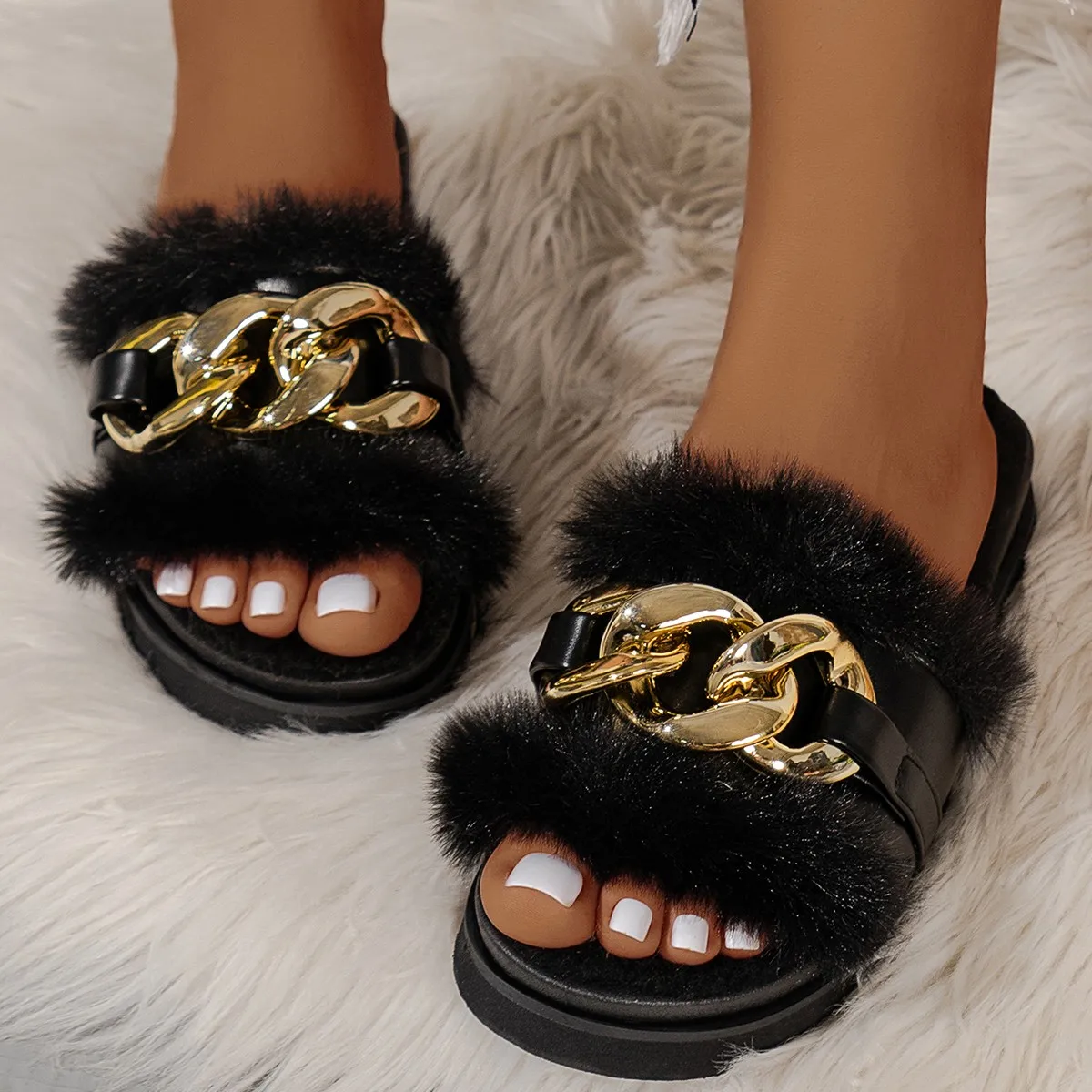 Elegant  Women Autumn/Winter New Luxury Brand Metal Buckle Hairy Slippers Chain Slippers Home Sandals Fashion Slippers
