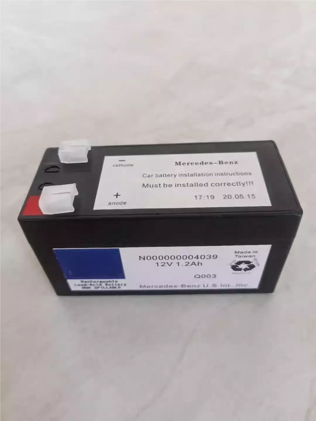 N000000004039 Car Auxiliary Battery 12V 1.2Ah for ML R S Class Backup Battery S300S350S400C200E200E260E300L