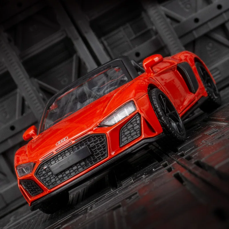 

1:32 AUDI R8 V10 модель автомобиля из сплава, литые под давлением игрушки, трансформируемый суперкар, двери,pren, звук, свет, откат, коллекция транспортных средств, подарок