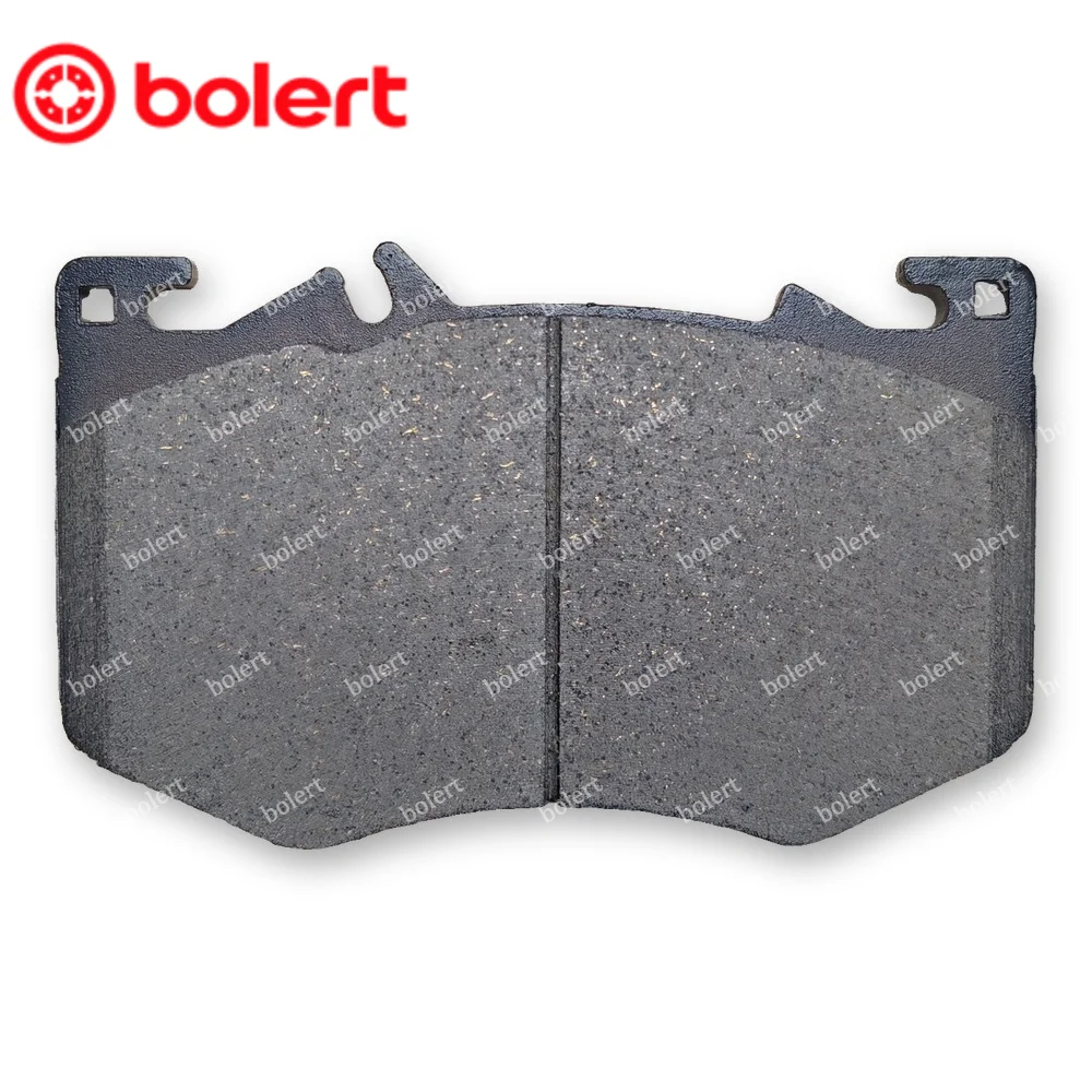 Brake Pad Set Front For Mercedes Benz CLA45 AMG GLA45 A35 CLA35 D2276 0004207405 0004208302 0004205904 0004202806