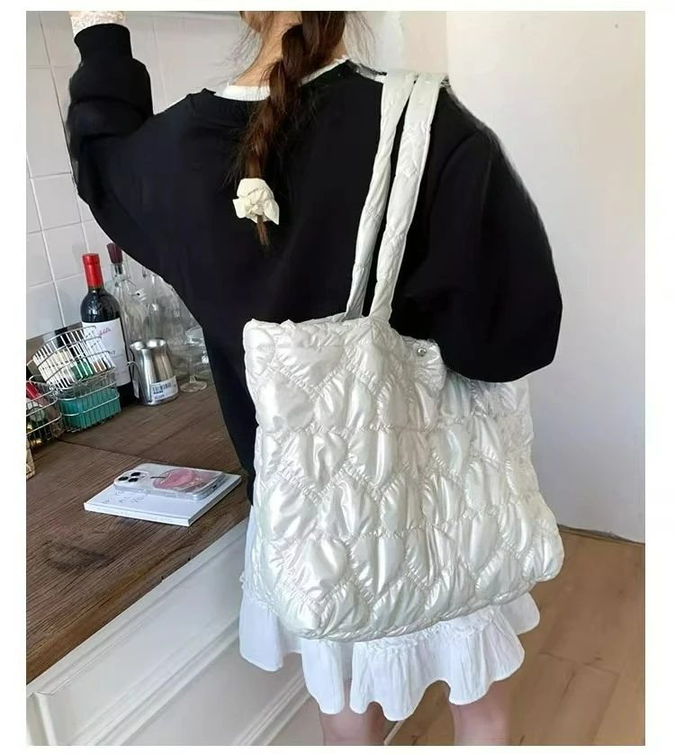 

Sweet Cute Canvas Bag for Women 2025 New Single Shoulder Underarm Large Capacity Commuter Tote Bags