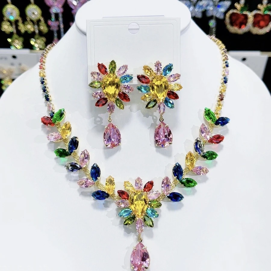 3 Stück Luxus Braut Zirkon Ohrringe Bunte Blumen Kristall Schmuck Funkelnde Hochzeit Ohrringe für Braut Brautjungfern