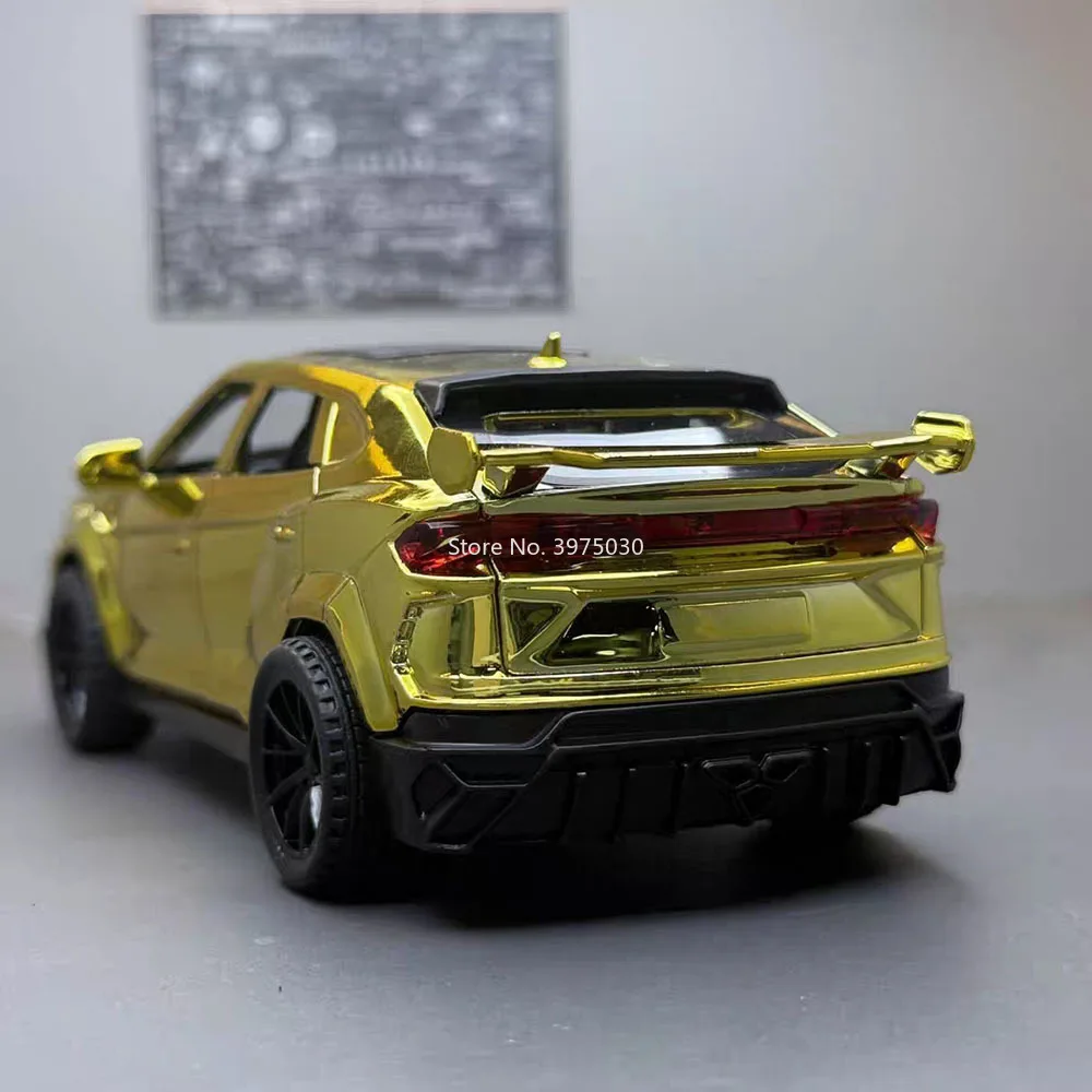 1:32 람보르기니 우루스 합금 자동차 장난감 다이캐스팅 모델, 조명 및 음악 기능 포함 미니어처 자동차 휠 후진 기능, 어린이 및 성인 선물용