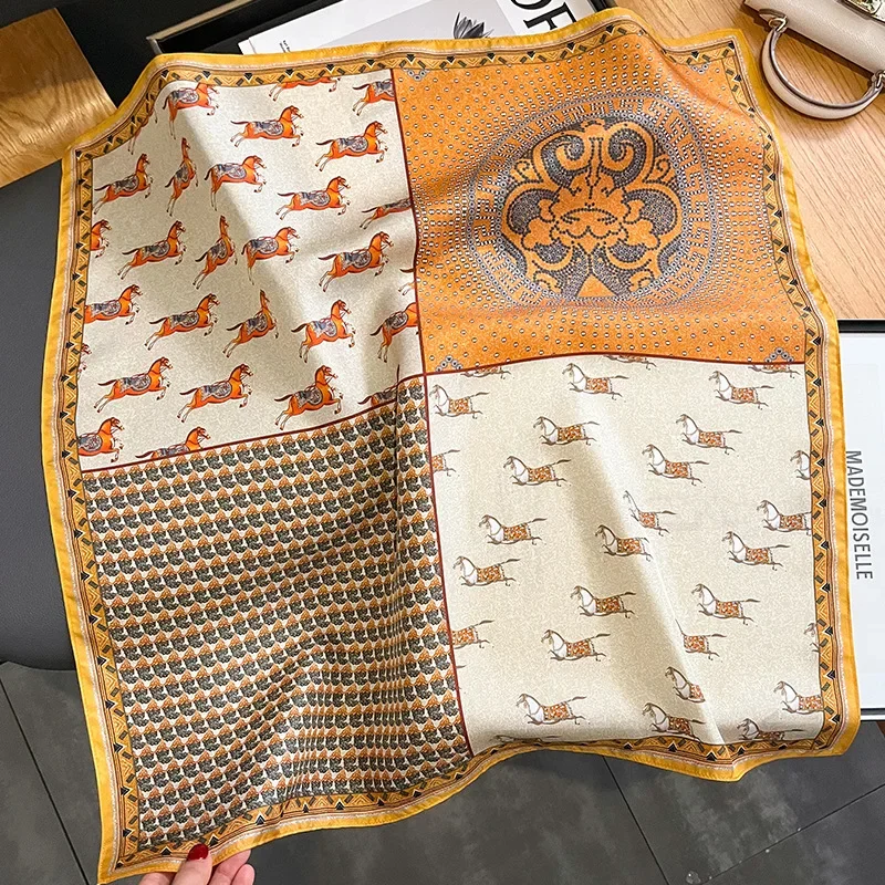 

Spring/Summer Fashion Horse Print Wraps Elegant Breathable 70*70cm Scarf Women’s Casual Retro Breathable Sun-proof Shawl