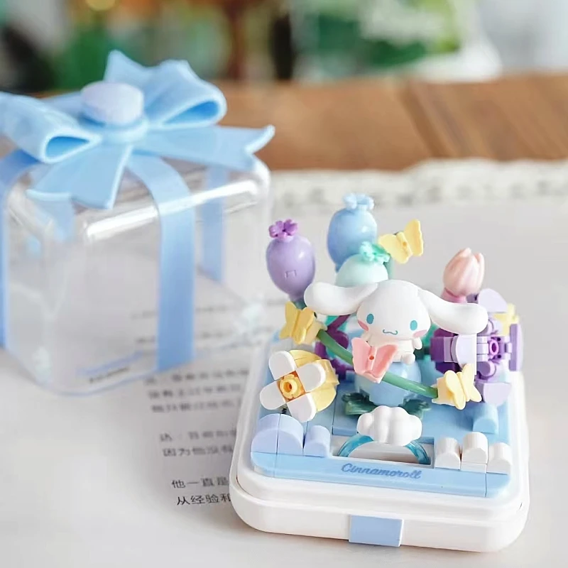 AREAX Sanrio Building Blocks Wishing Fingertips Toy Hello Kitty Kuromi Melody Cinnamoroll Pochacco Assembly Model Ornament Gift