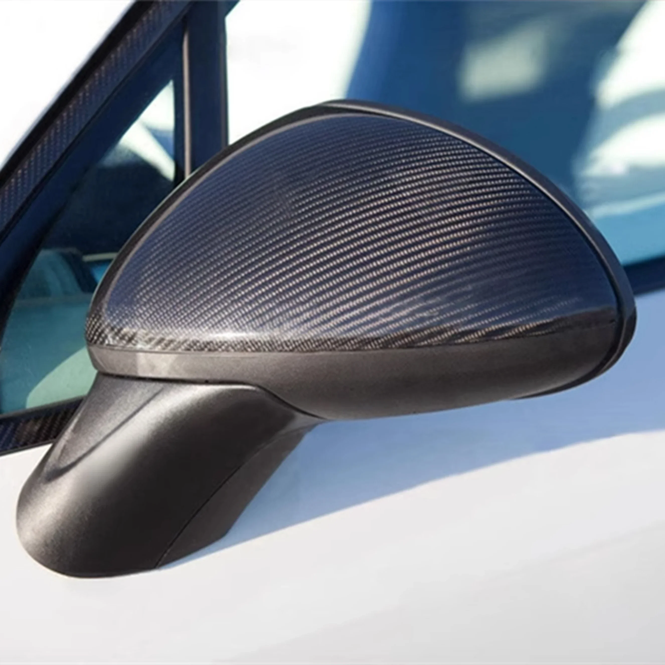 

Оригинальные зеркала заднего вида из карбона для Cayenne 985.2 оптом из Китая с услугами ODM/OEM