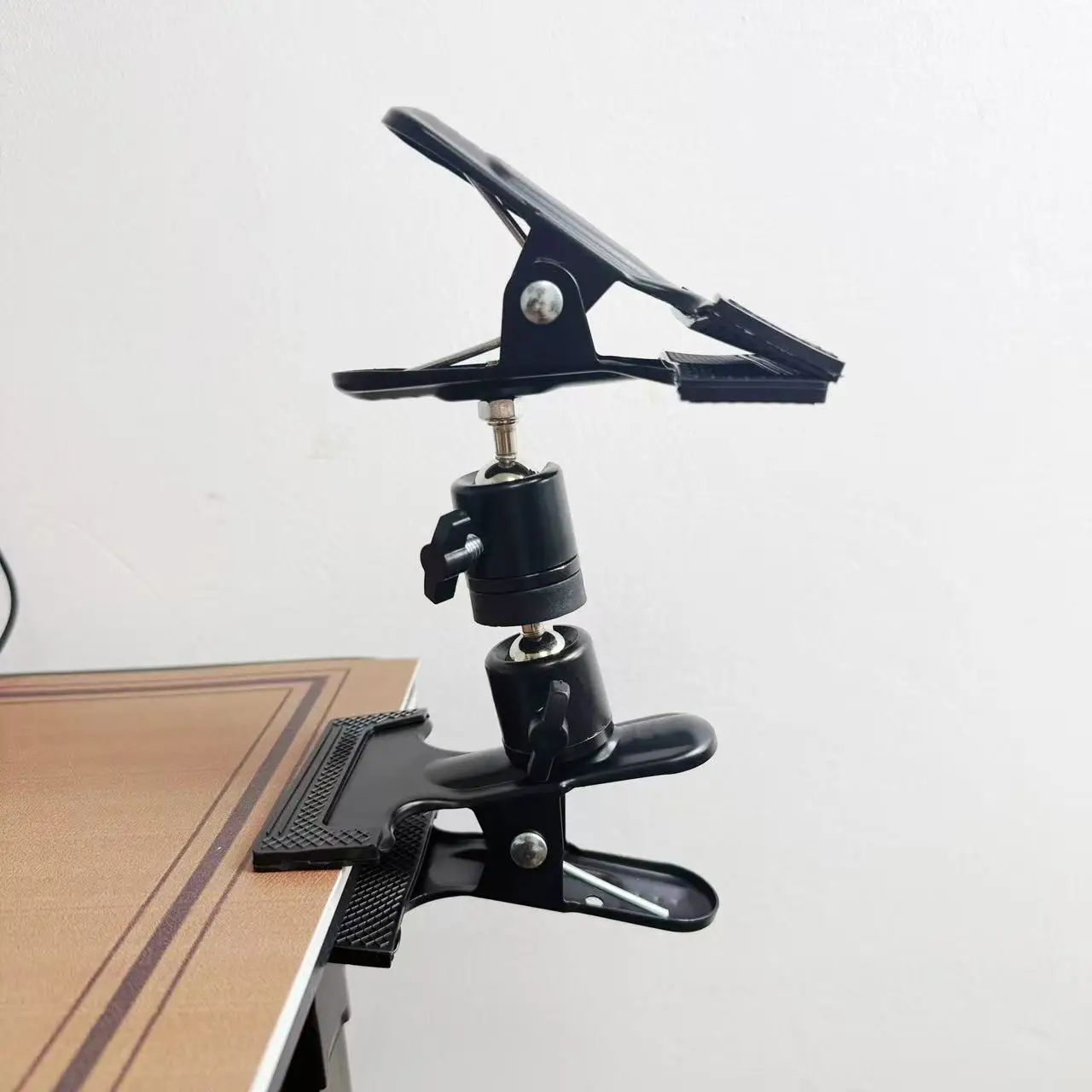 Universal Double Headed Clamp Pan Tilt Rotating Desktop Stand - Powerful Stable Circular Tube Fixture for Multi-angle Adjustment view 5